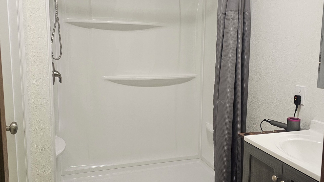 Photo of Bathroom in Seneca