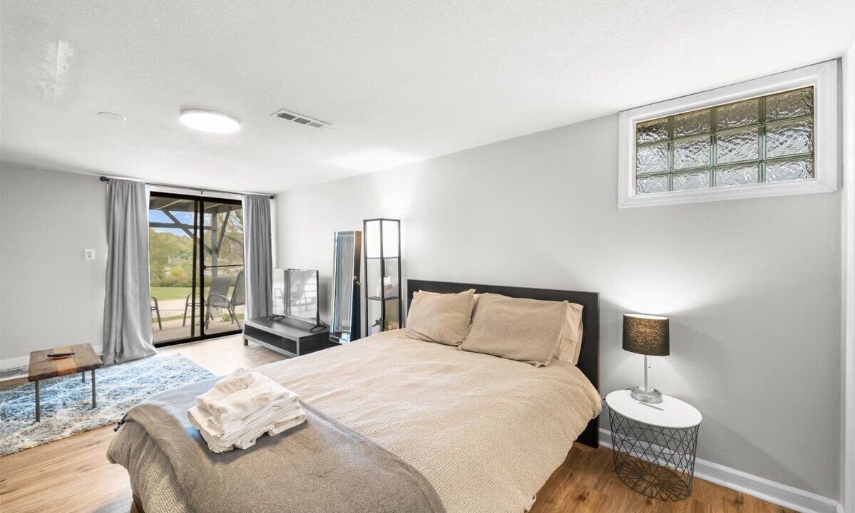 Photo of Bedroom in South Kansas City