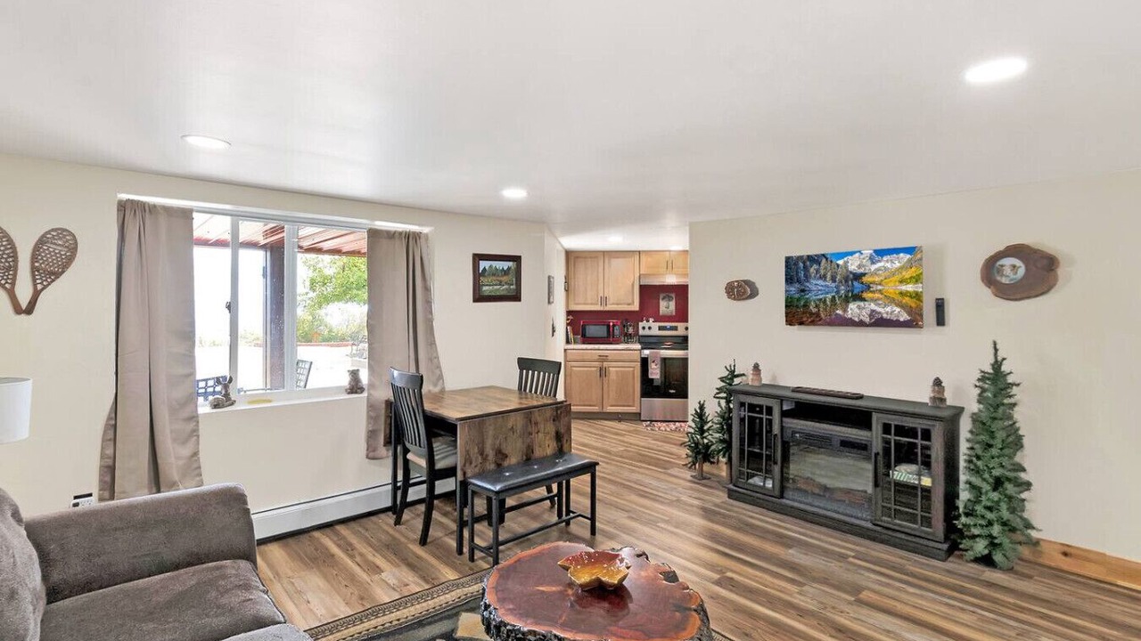 Photo of Livingroom in Cedaredge