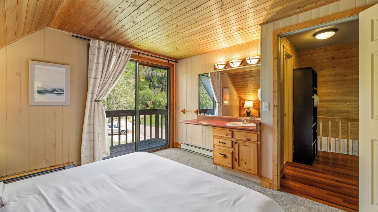 Photo of Bedroom in Steamboat Springs