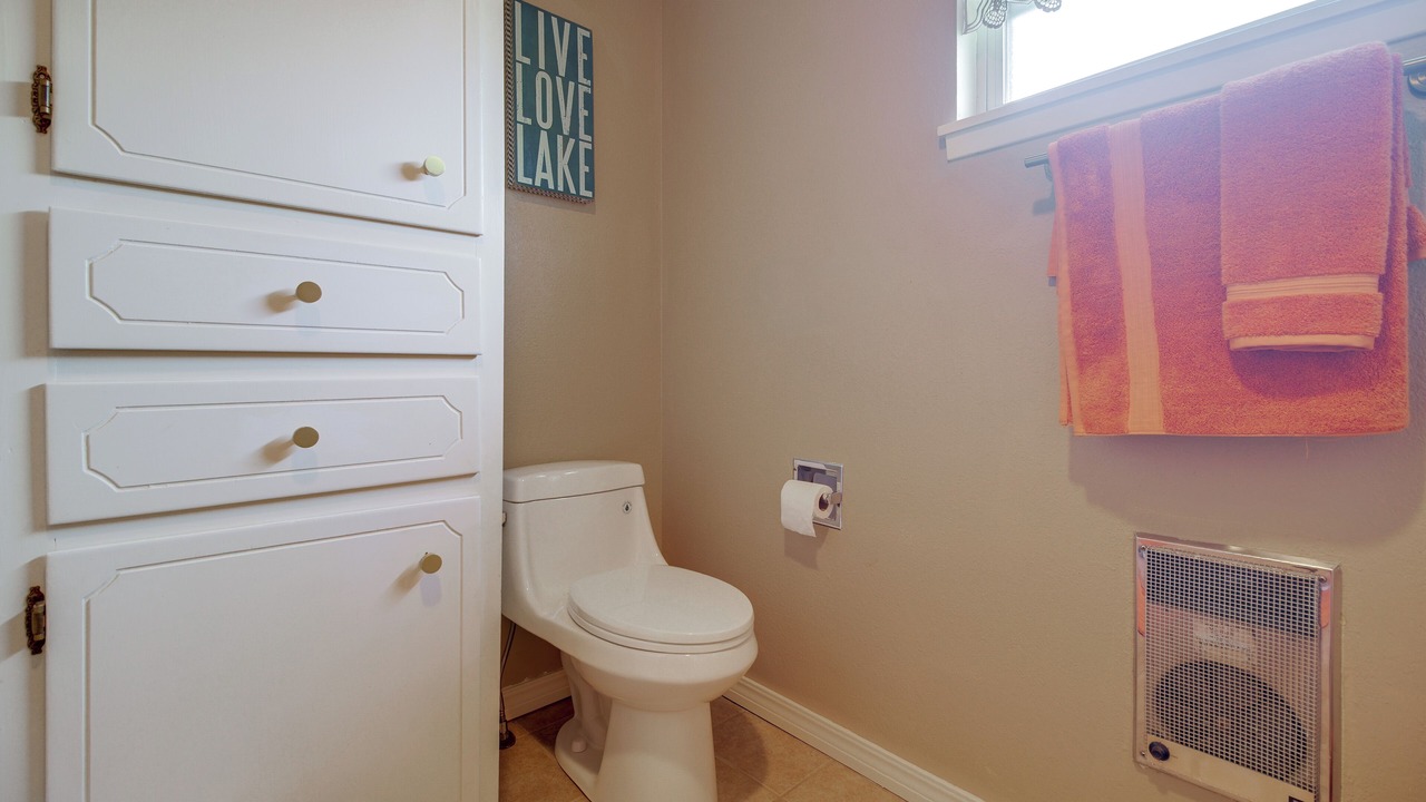 Photo of Bathroom in Grove
