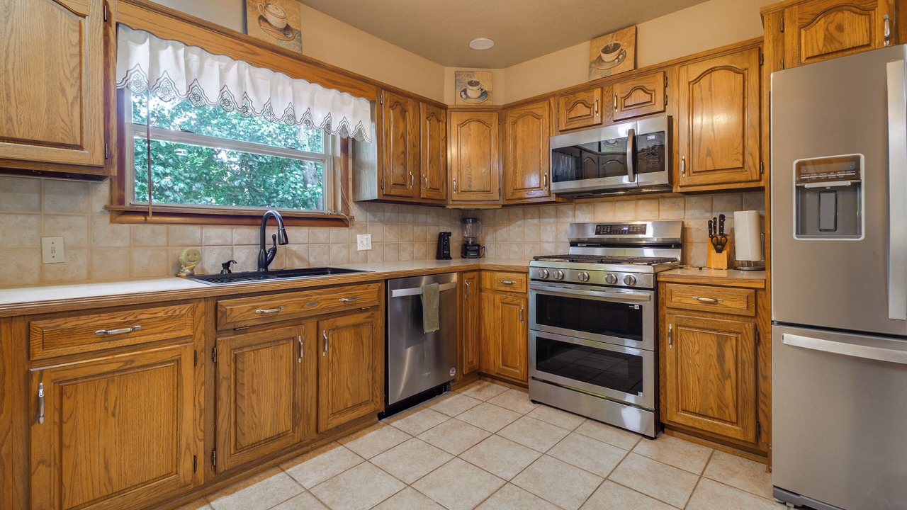 Photo of Kitchen in Grove