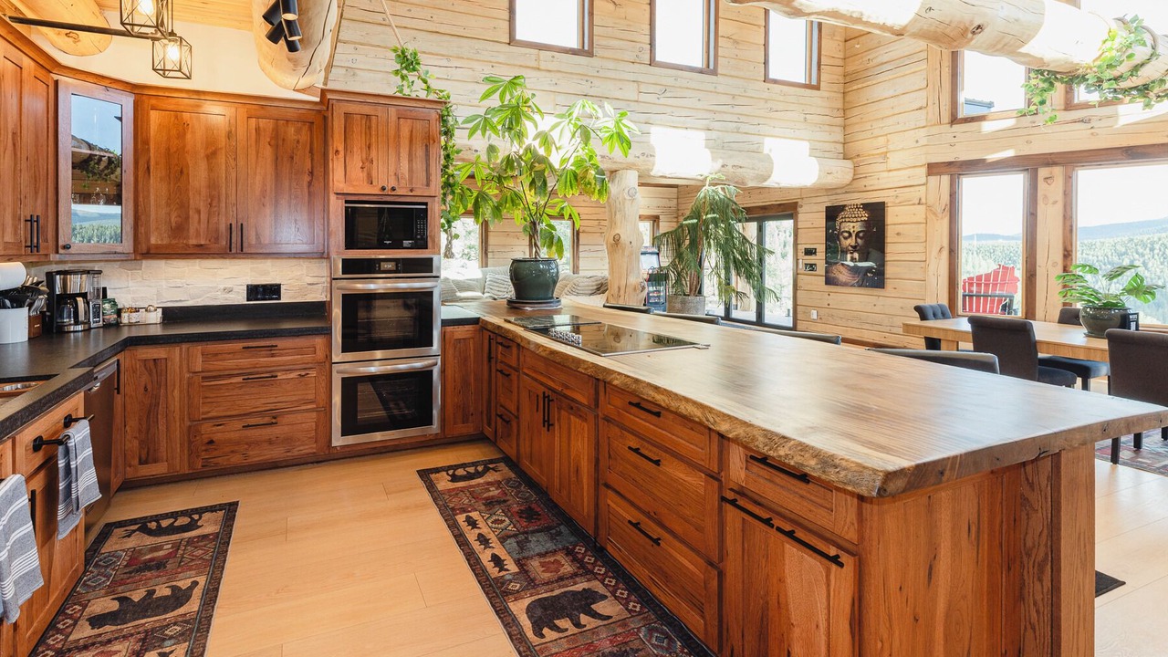 Photo of Kitchen in Black Hawk