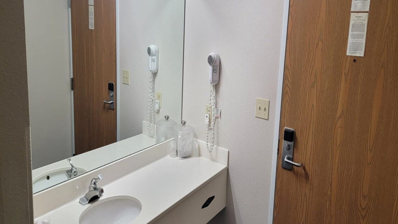 Photo of Bathroom in Texhoma