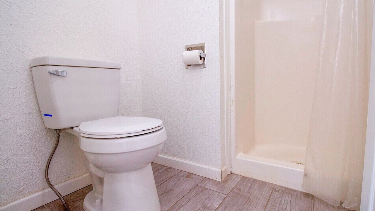 Photo of Bathroom in Seiling