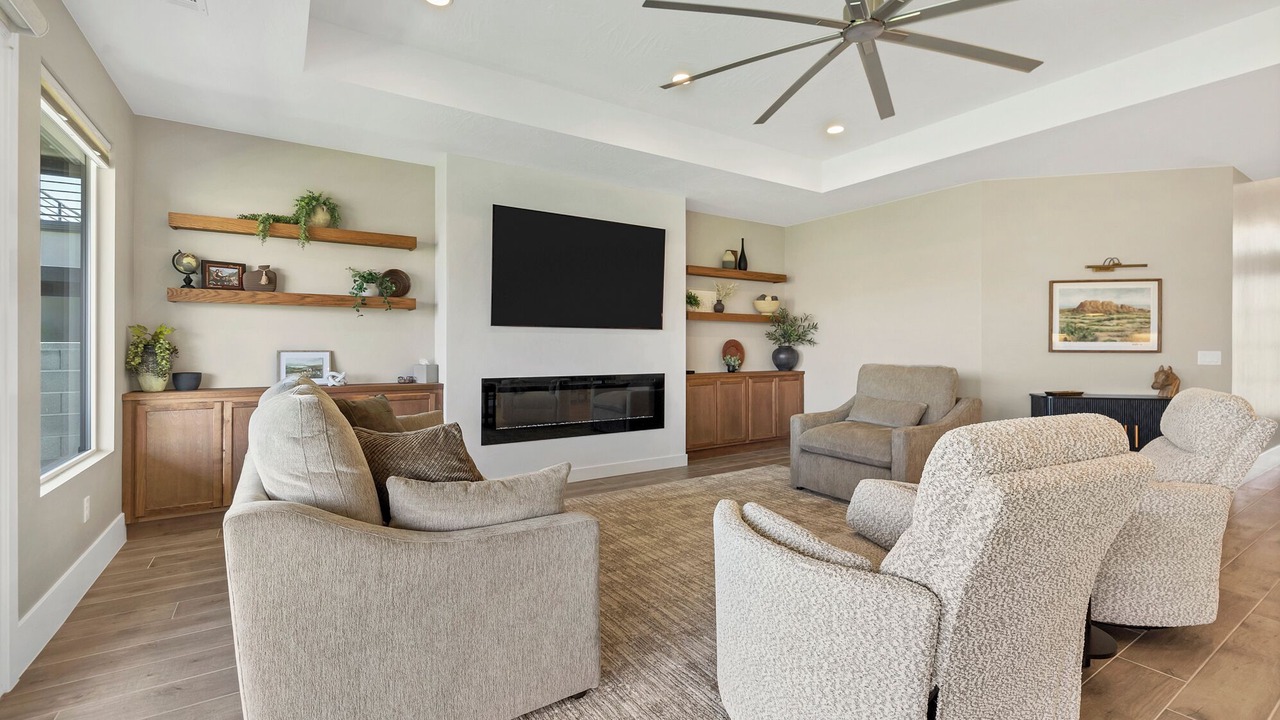 Photo of Livingroom in Ivins