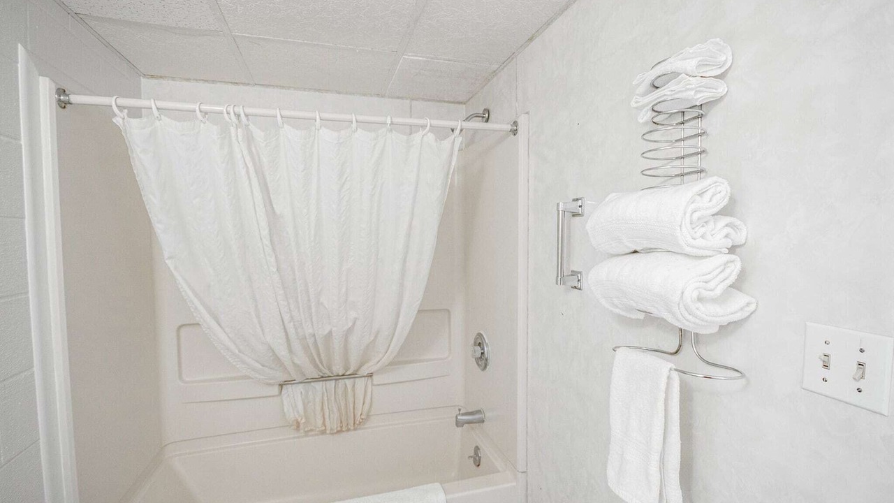 Photo of Bathroom in Osborne