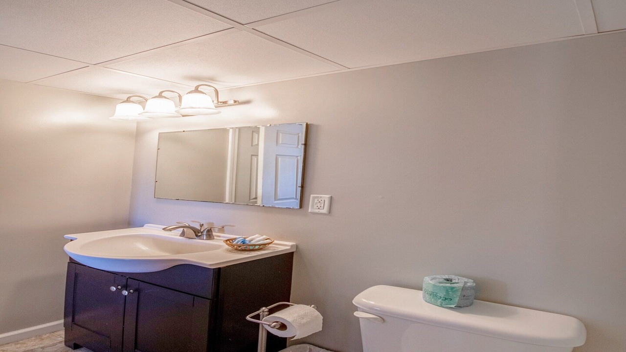 Photo of Bathroom in Osborne