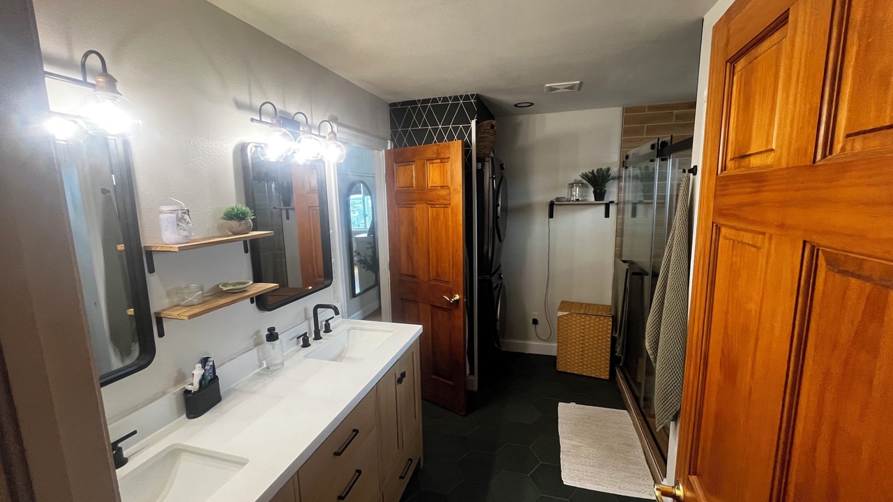 Photo of Bathroom in Cheyenne