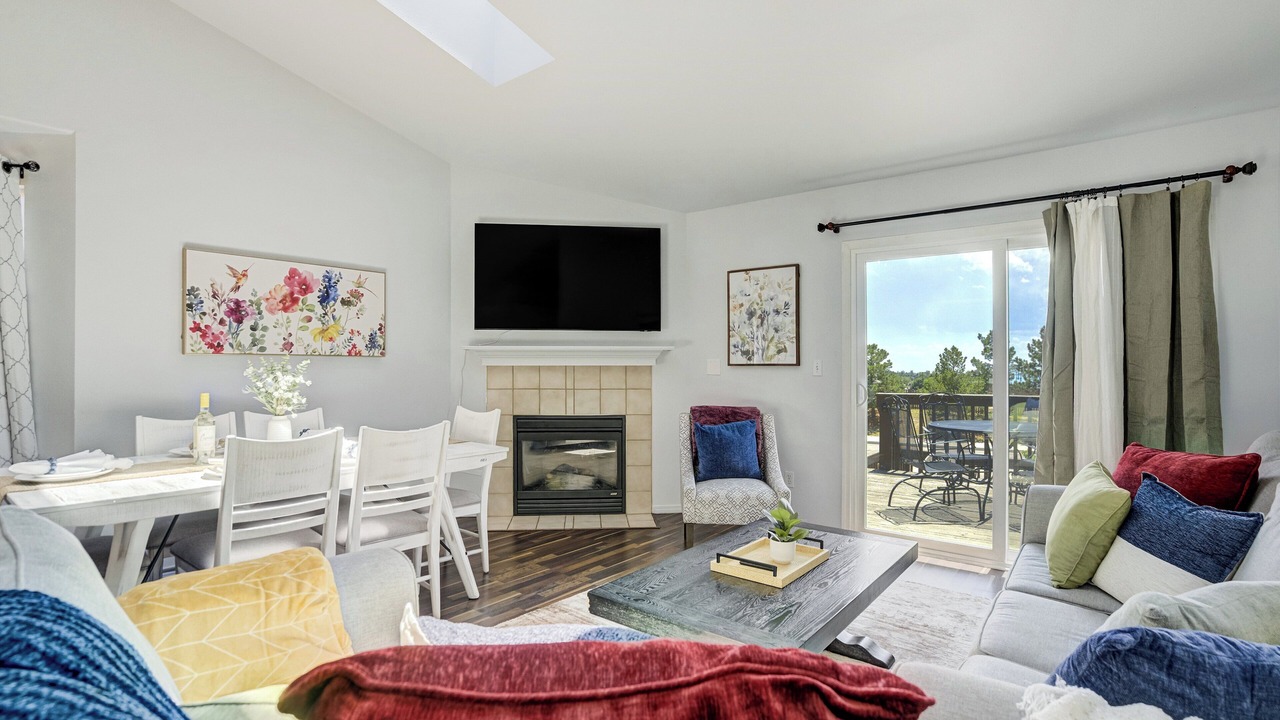 Photo of Livingroom in Briargate