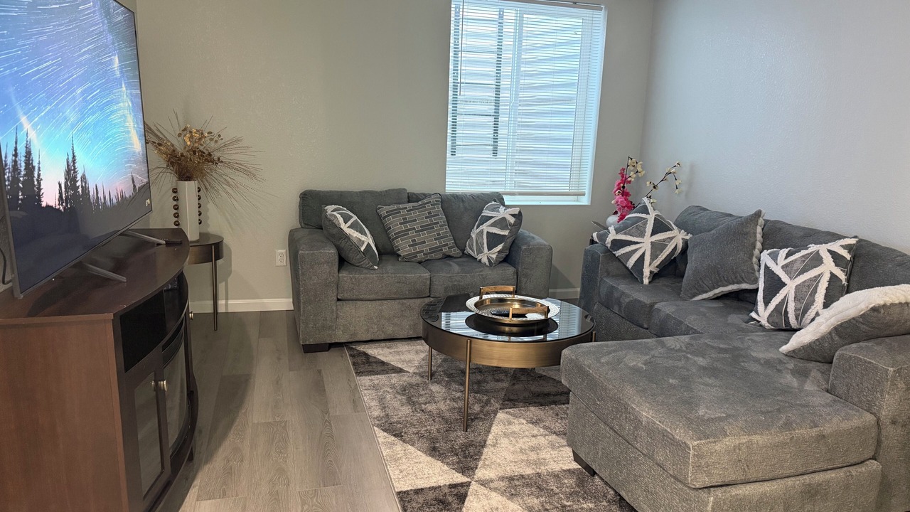 Photo of Livingroom in Gateway