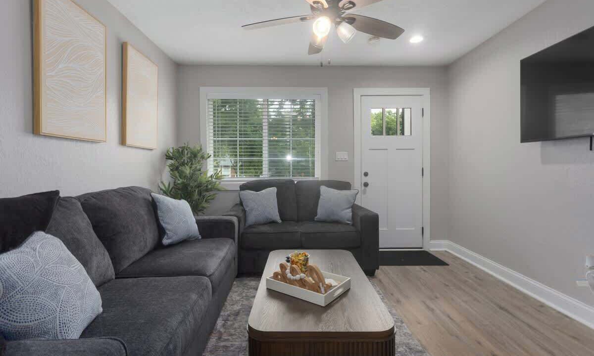 Photo of Livingroom in Olathe