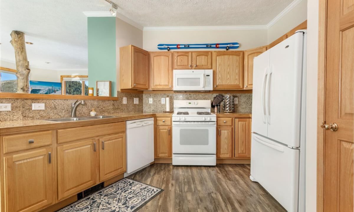 Photo of Kitchen in Summit Cove