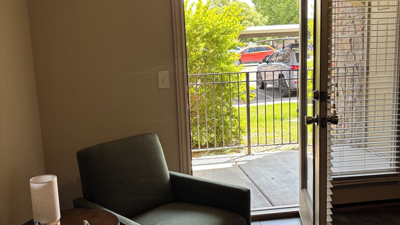 Photo of Livingroom in Vernal