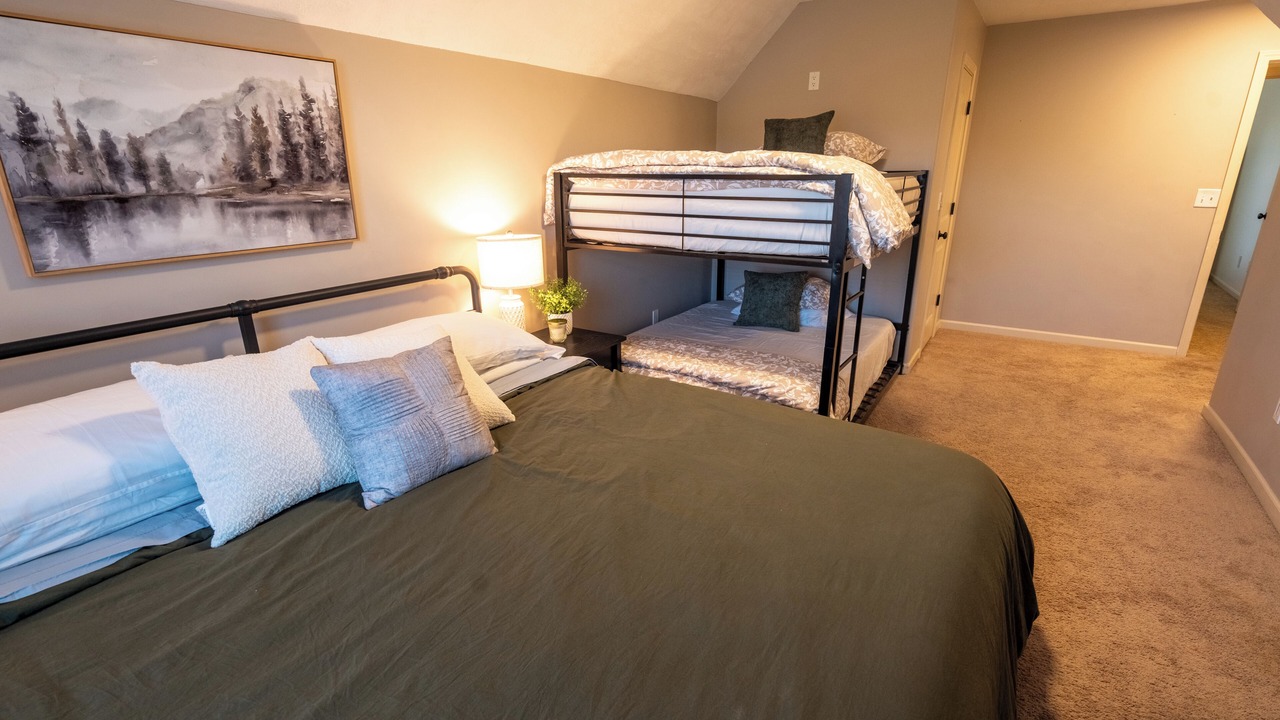 Photo of Bedroom in Grandview