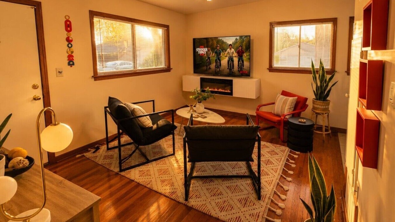Photo of Livingroom in Oread