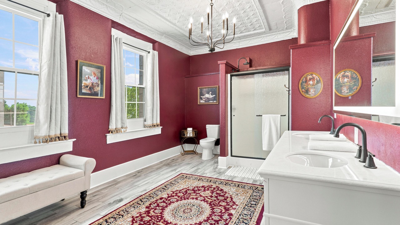 Photo of Bathroom in Chapman