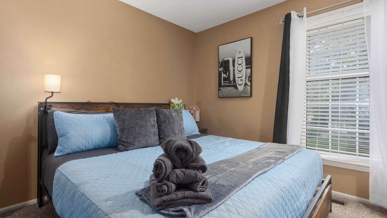 Photo of Bedroom in Lenexa