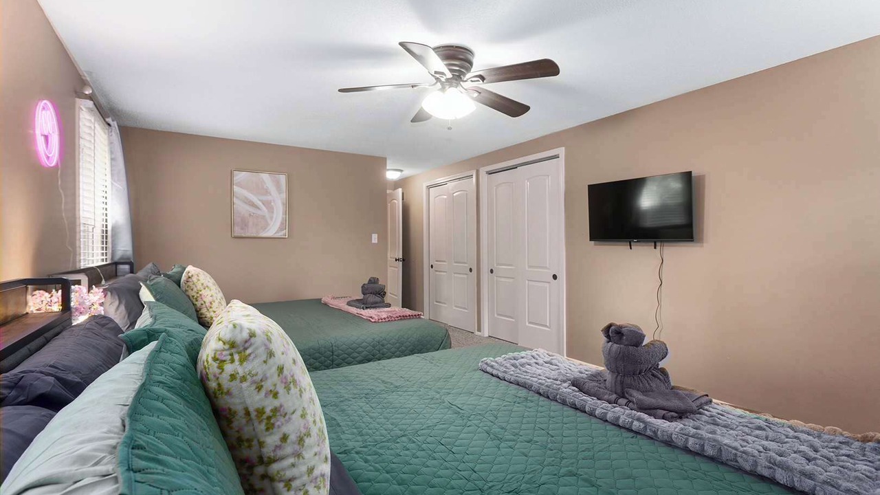 Photo of Bedroom in Lenexa