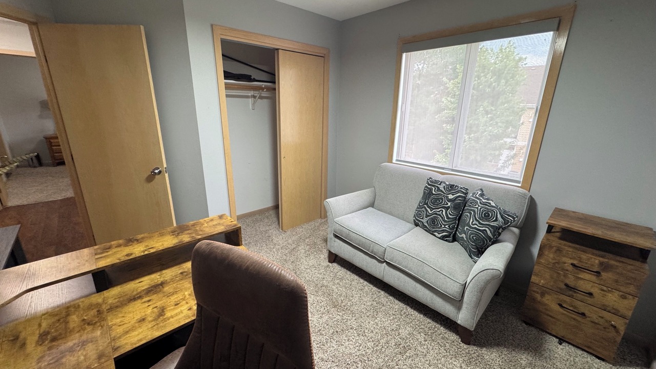 Photo of Livingroom in North Sioux City