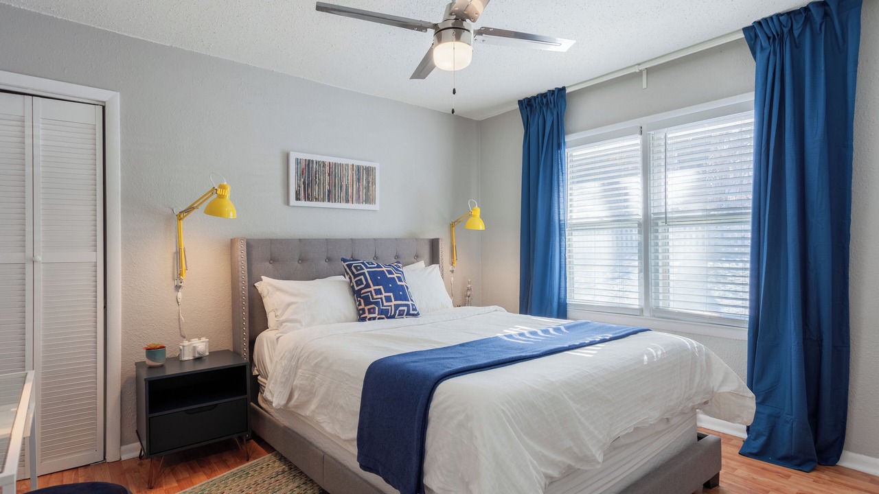 Photo of Bedroom in Rosedale
