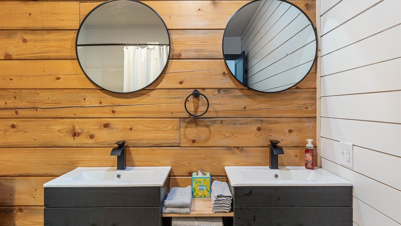 Photo of Bathroom in Eucha