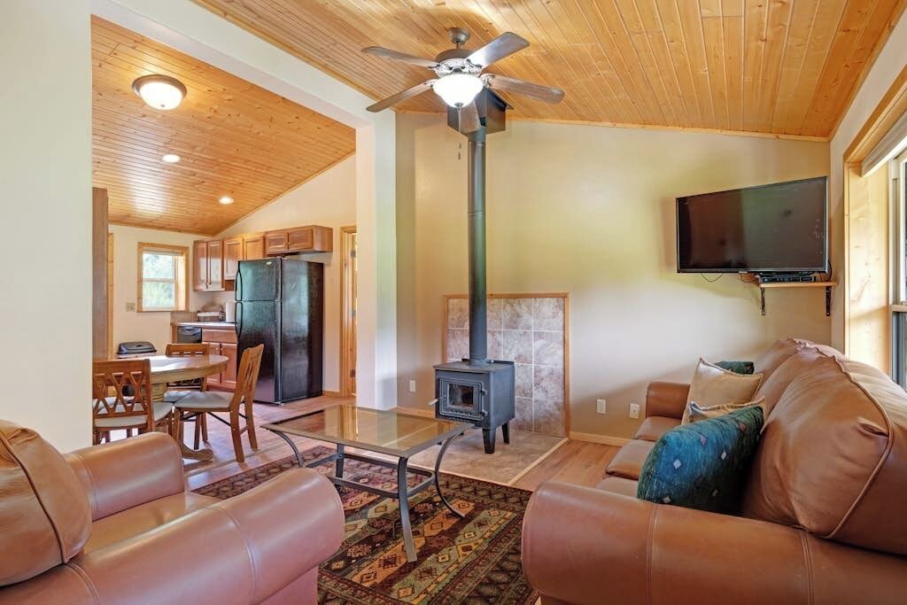 Photo of Livingroom in South Fork