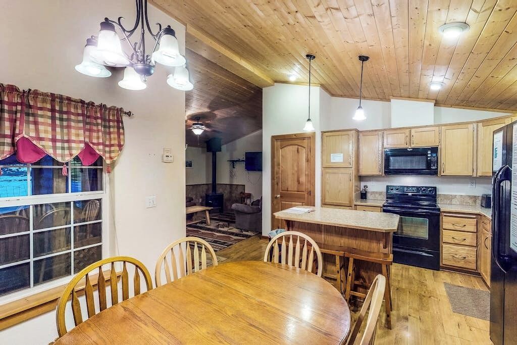 Photo of Kitchen in South Fork