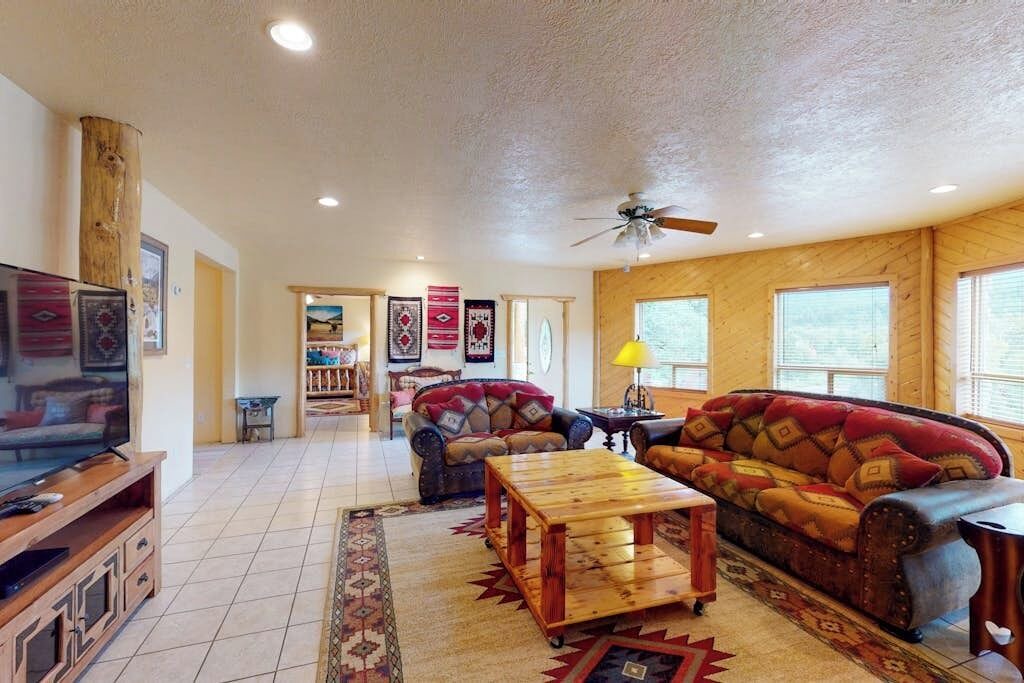 Photo of Livingroom in San Juan River Village