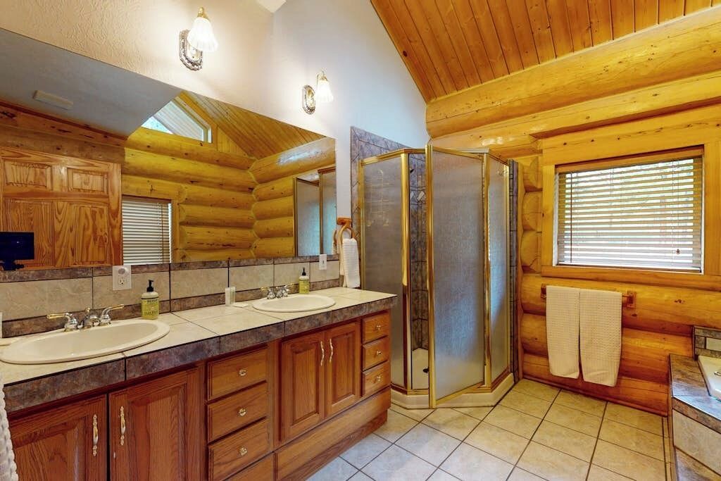 Photo of Bathroom in San Juan River Village