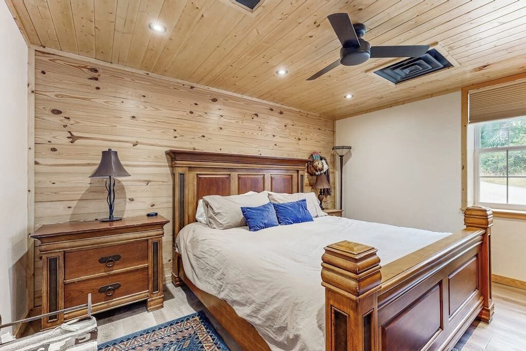 Photo of Bedroom in San Juan River Village