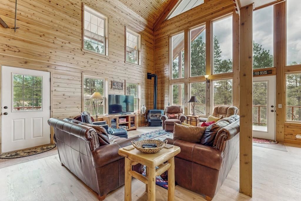 Photo of Livingroom in San Juan River Village