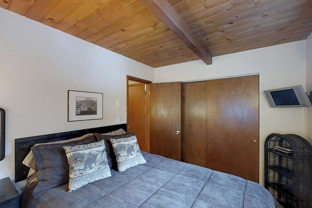 Photo of Bedroom in Purgatory