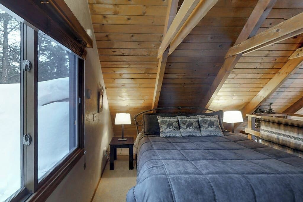 Photo of Bedroom in Purgatory
