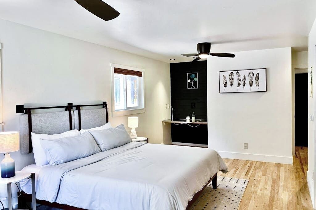 Photo of Bedroom in Hermosa