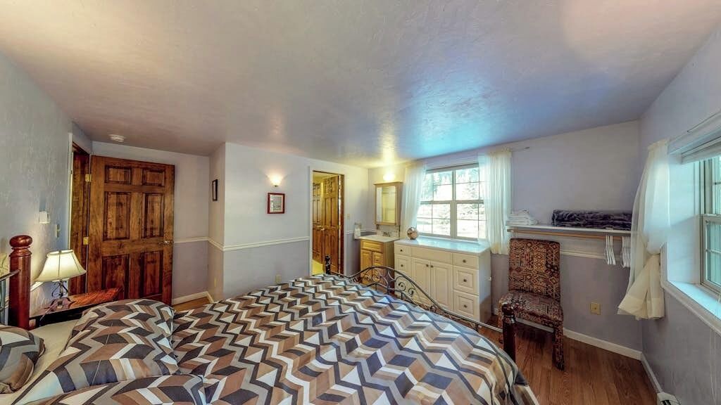 Photo of Bedroom in South Fork