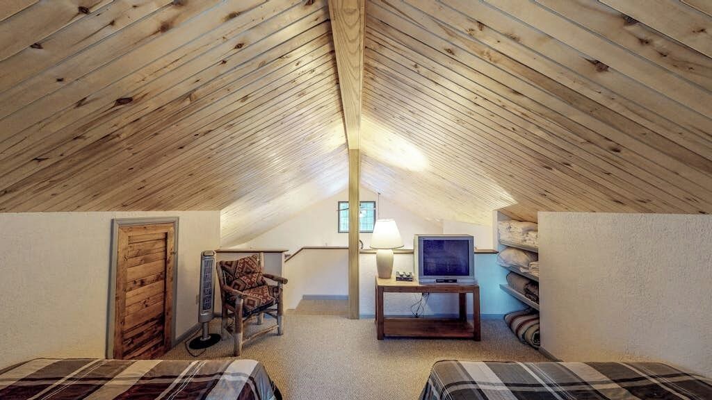 Photo of Bedroom in South Fork