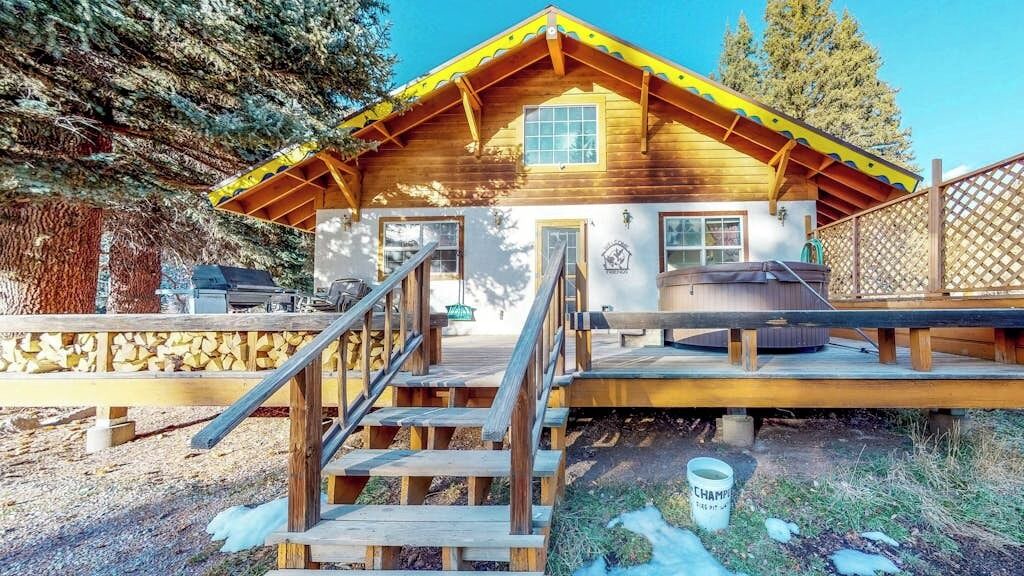 Photo of Patio Balcony in South Fork