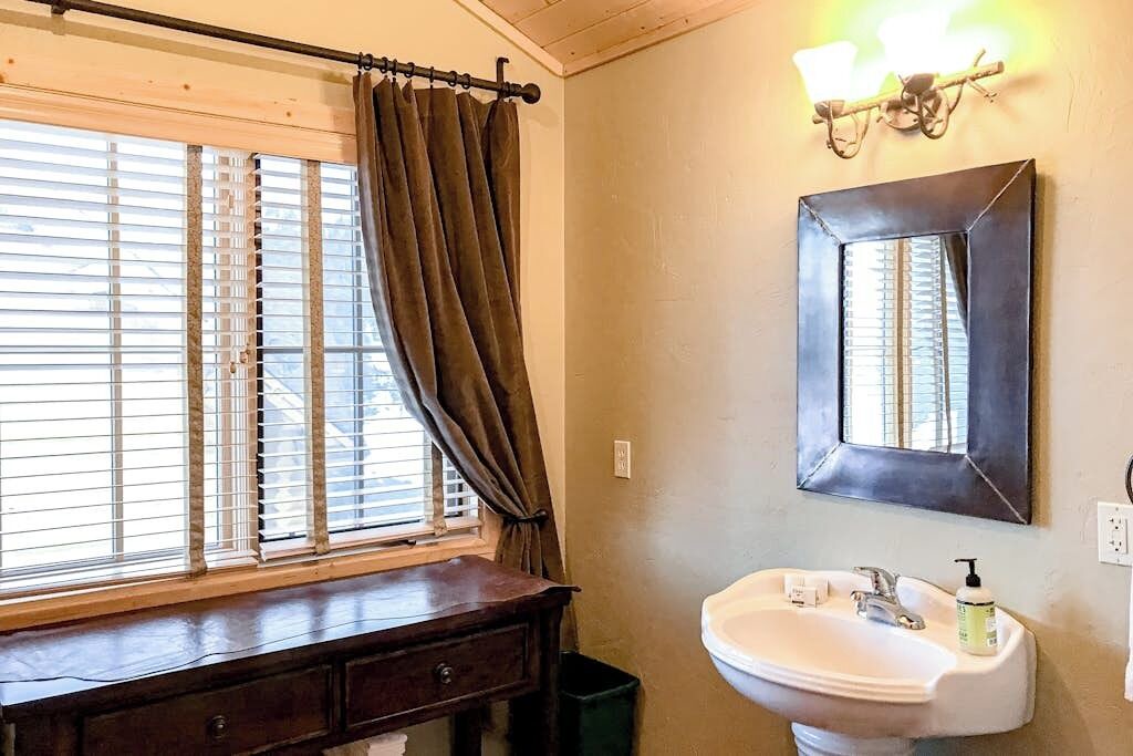 Photo of Bathroom in South Fork