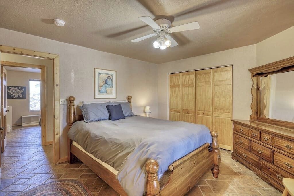 Photo of Bedroom in Del Norte