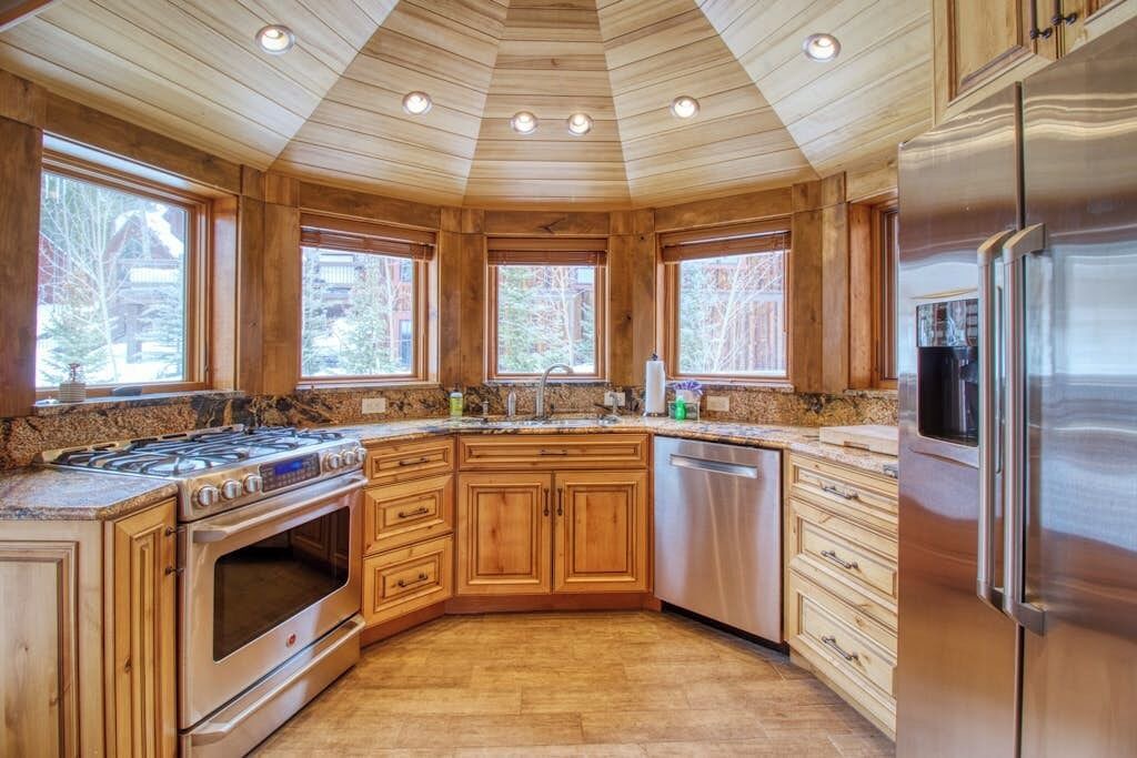 Photo of Kitchen in Warrior's Mark West