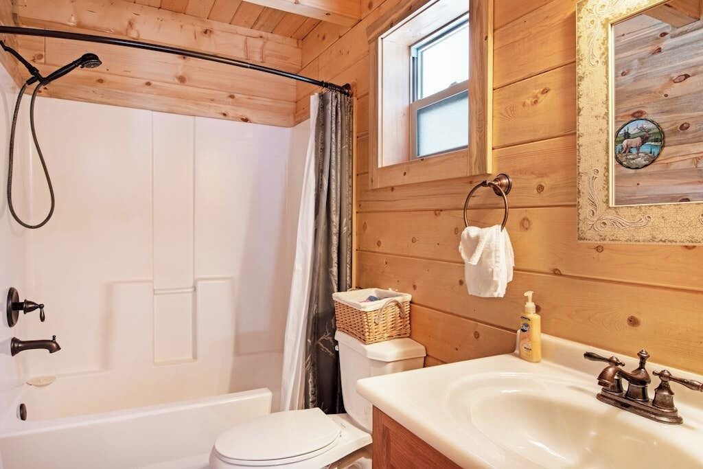 Photo of Bathroom in South Fork