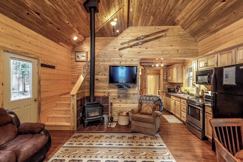 Photo of Livingroom in South Fork