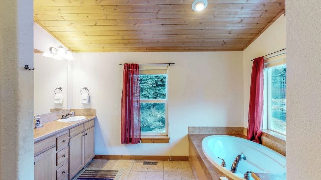 Photo of Bathroom in South Fork
