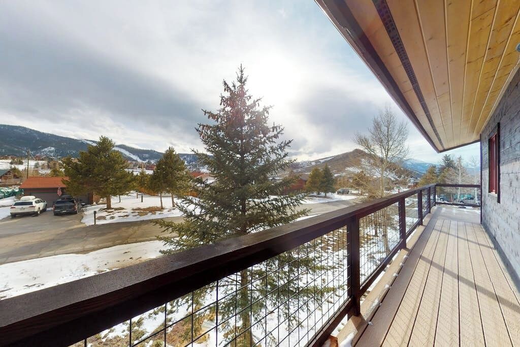 Photo of Patio Balcony in Summit Cove