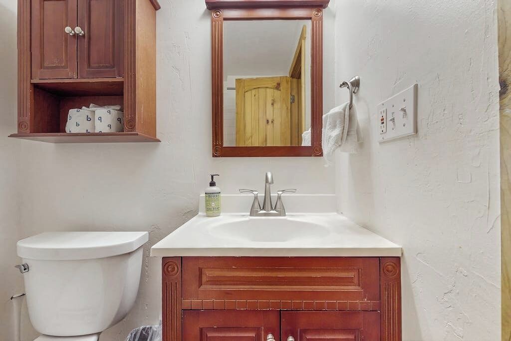 Photo of Bathroom in Summit Cove