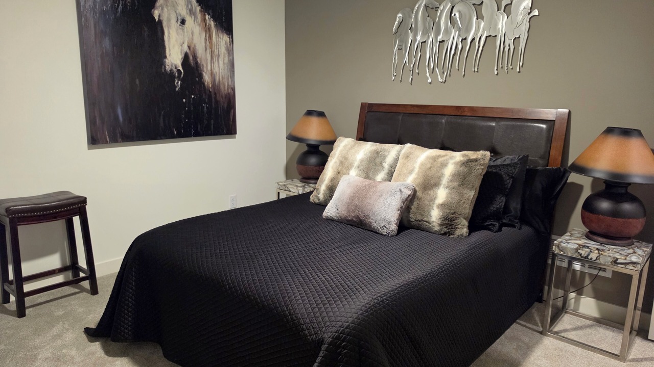 Photo of Bedroom in Lenexa