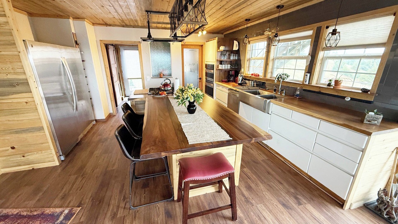 Photo of Kitchen in Lincoln County