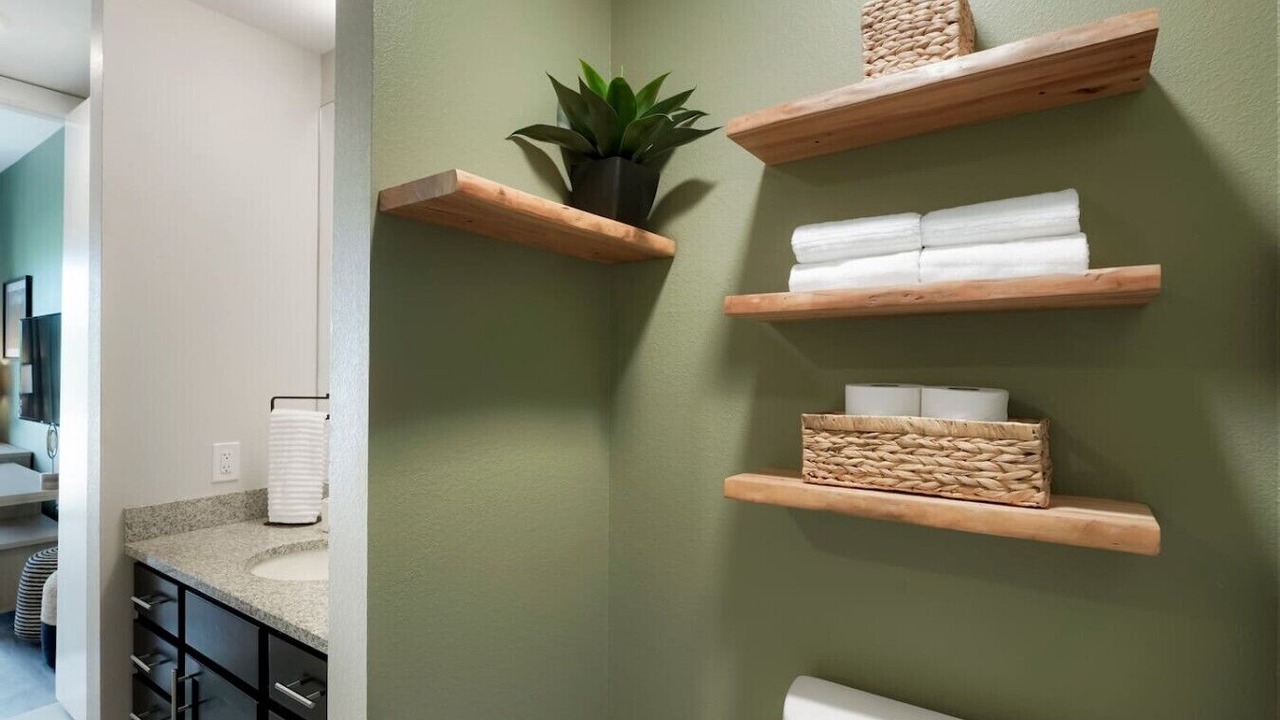 Photo of Bathroom in Golden