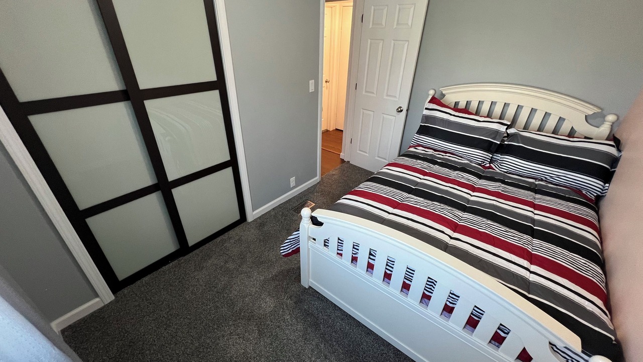 Photo of Bedroom in Elwood